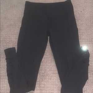 Black lululemon leggings